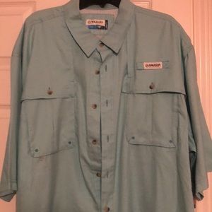 Short sleeve Magellan fishing shirt.